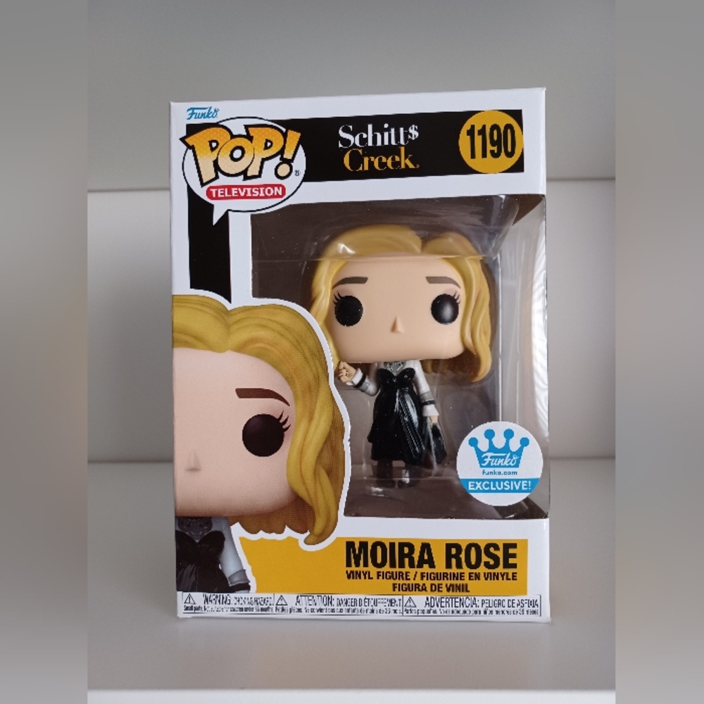 Moira Rose From Schitt's Creek 1190 Exclusive Comedy Vinyl Figure Funko Pop
